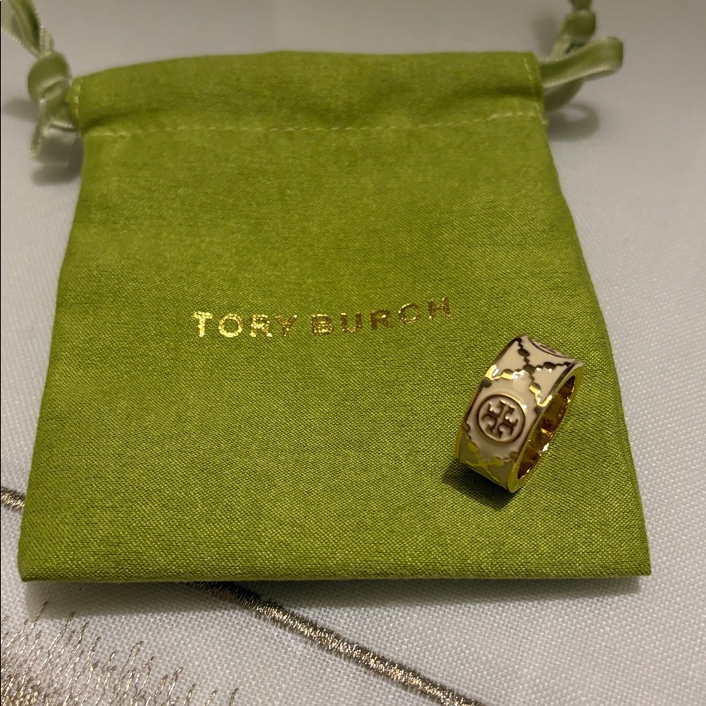 NEW!  SIZE 7 TORY BURCH WHITE AND GOLD MONOGRAM RING